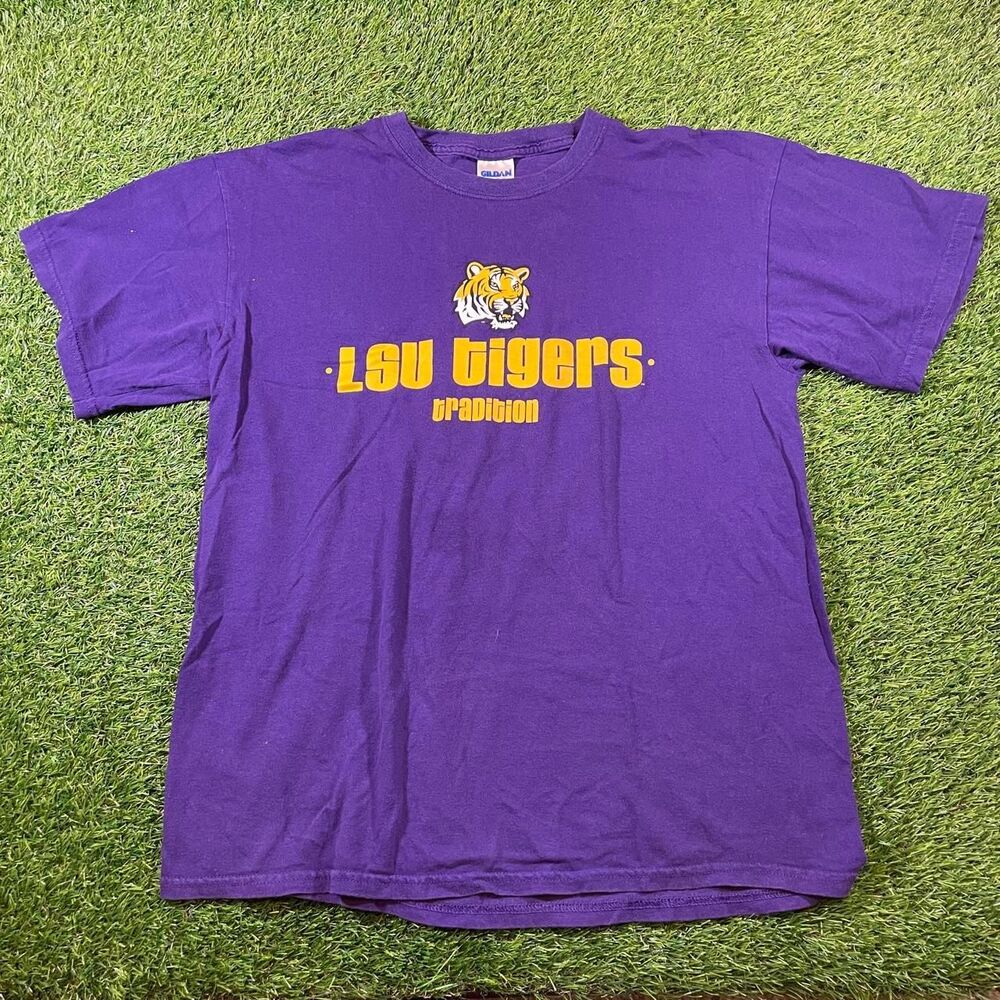 Y2K LSU Tigers Gildan purple cotton shirt with yellow tiger graphic Size L
